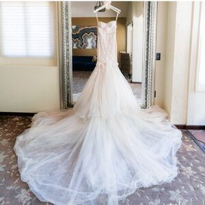 Berta Privee 21- P02 Wedding Gown